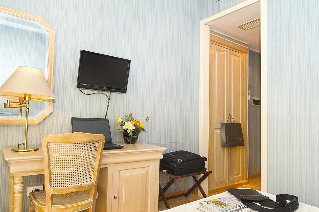 Grande Albergo Quattro Stagioni Rieti Camera foto