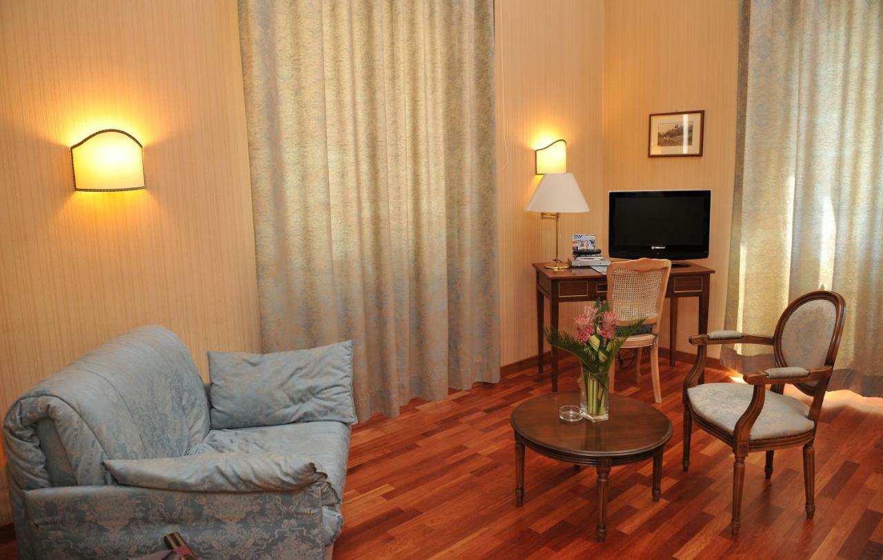 Grande Albergo Quattro Stagioni Rieti Esterno foto